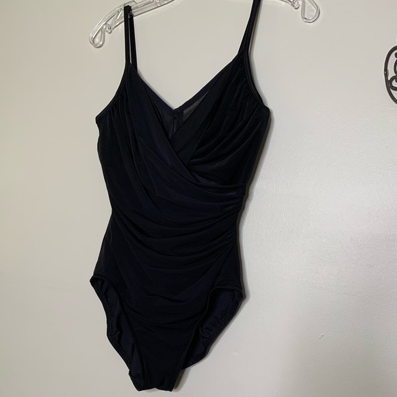 MiracleSuit All Black Draped Ruched  Sz 10 D - Picture 4 of 11